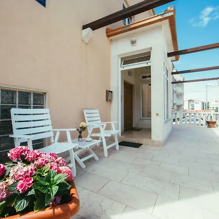 Ante Guest house 3*