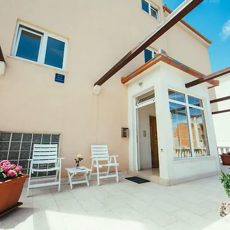 Guest house Ante